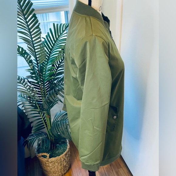 LA COALITION Long Bomber Jacket - Picture 9 of 17